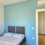 Perla Modern Penthouse 217 ドゥラス