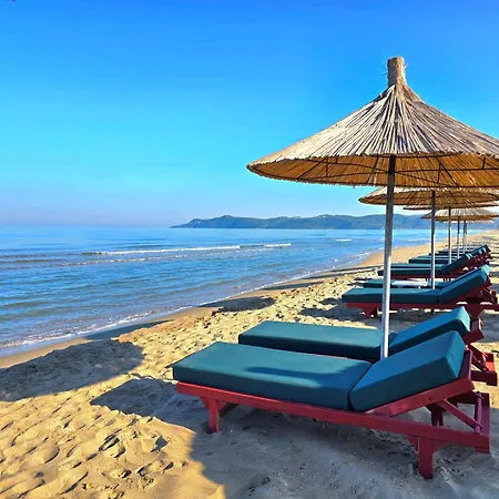 Perla Modern Penthouse 217