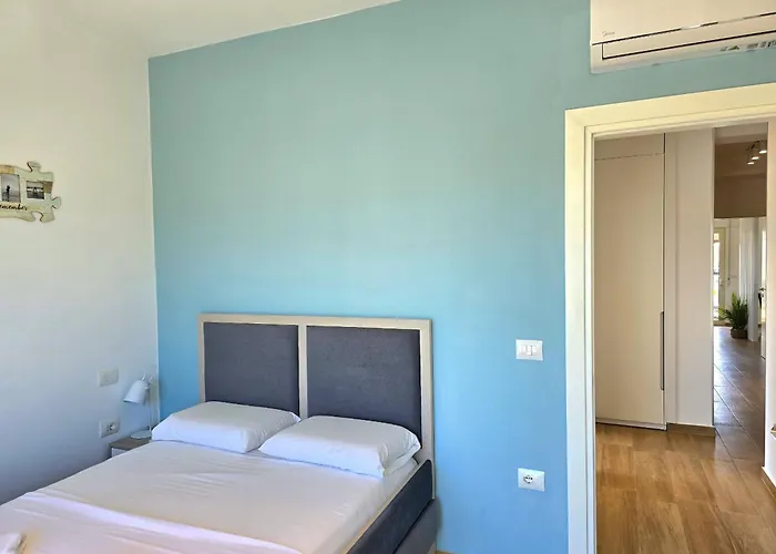 Perla Modern Penthouse 217 드라치