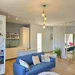 Perla Modern Penthouse 217