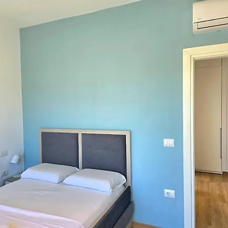 Perla Modern Penthouse 217 Durrës