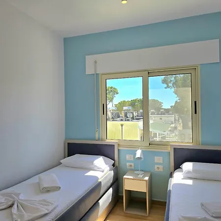 Perla Modern Penthouse 217 دراس